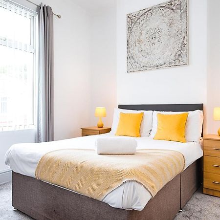 Walk To Swansea Stadium, 3 Rooms, Smart Tv'S Экстерьер фото